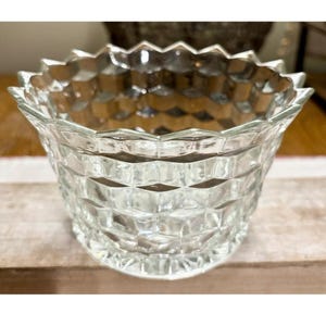 Vintage American Fostoria clear 6&quot; candy dish