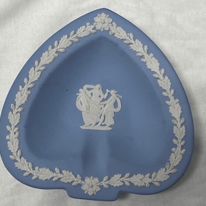 Vintage 1955 Wedgwood Jasperware Blue Spade-Shaped Three Graces Ashtray