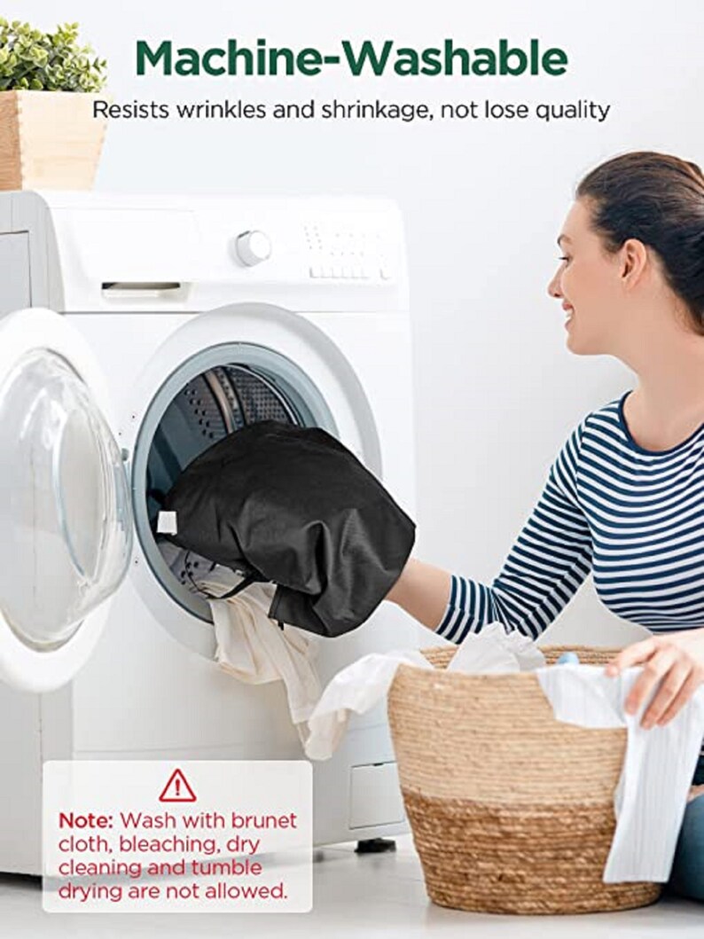 Puede incluir: Una lavadora blanca con una prenda negra en su interior. Una mujer est&aacute; colocando una cesta de ropa en la lavadora. El texto de la imagen dice "Machine-Washable Resists wrinkles and shrinkage, not lose quality Note: Wash with brunet cloth, bleaching, dry cleaning and tumble drying are not allowed."