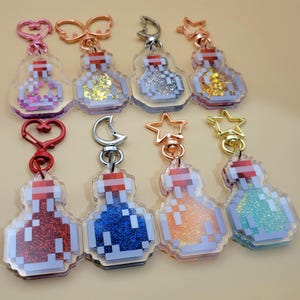 MC Potion Glitter Quicksand Shaker Keychain