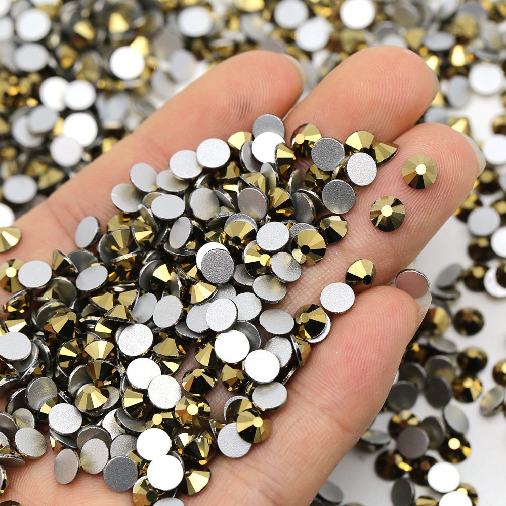 Metallic Gold KRAFTY KOKONUT® Grade-A Flat-Back Glass Rhinestones Size