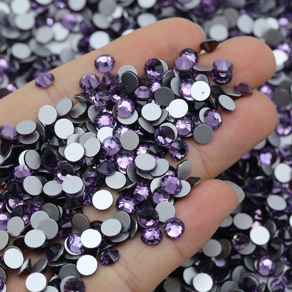 Tanzanite Glass Rhinestones