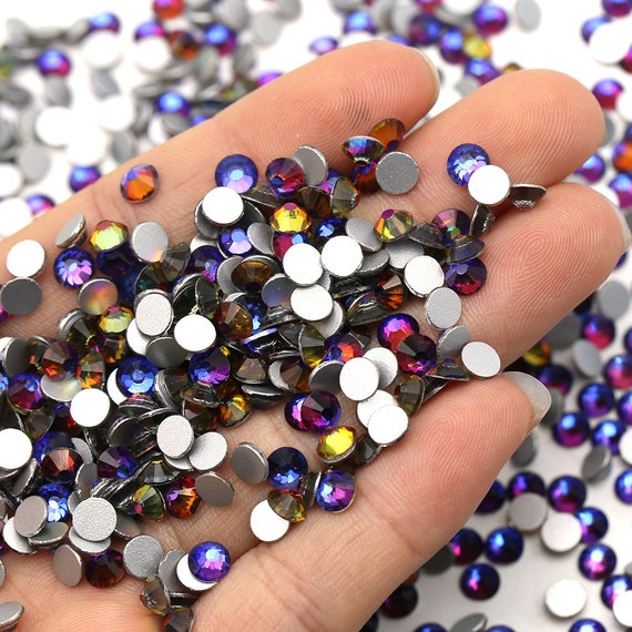 Over 3000 Pieces Flat Back Gems Nail Art Kit Assorted Shapes Rhinestones 6  Sizes (2mm-6mm)