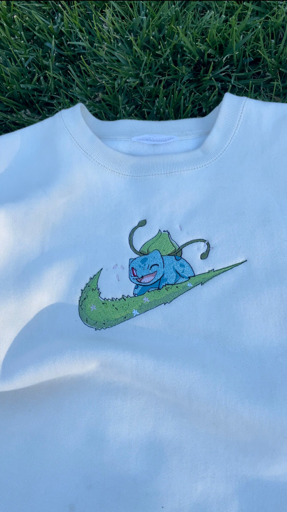 Bulbasaur/Nike Inspired Sweatshirt Etsy