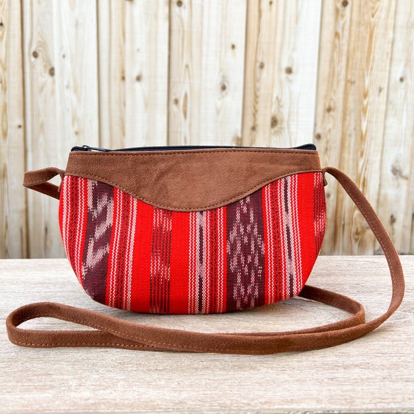 Quetzal Crossbody Bag| Made in Guatemala |Mothers Day Gift | Birthday Gift | Travel backpack | Beach| Shoulder Bag| Gift For Her| Boho Bag
