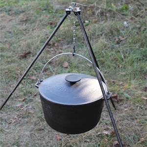 Camping Tripod For Outdoor Cooking, Camping Bushcraft Cooking Equipment For Cauldron With Adjustable Hook And Chains