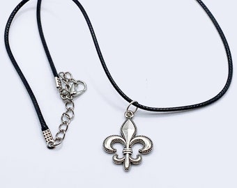 Royal Fleur De Lis Necklace