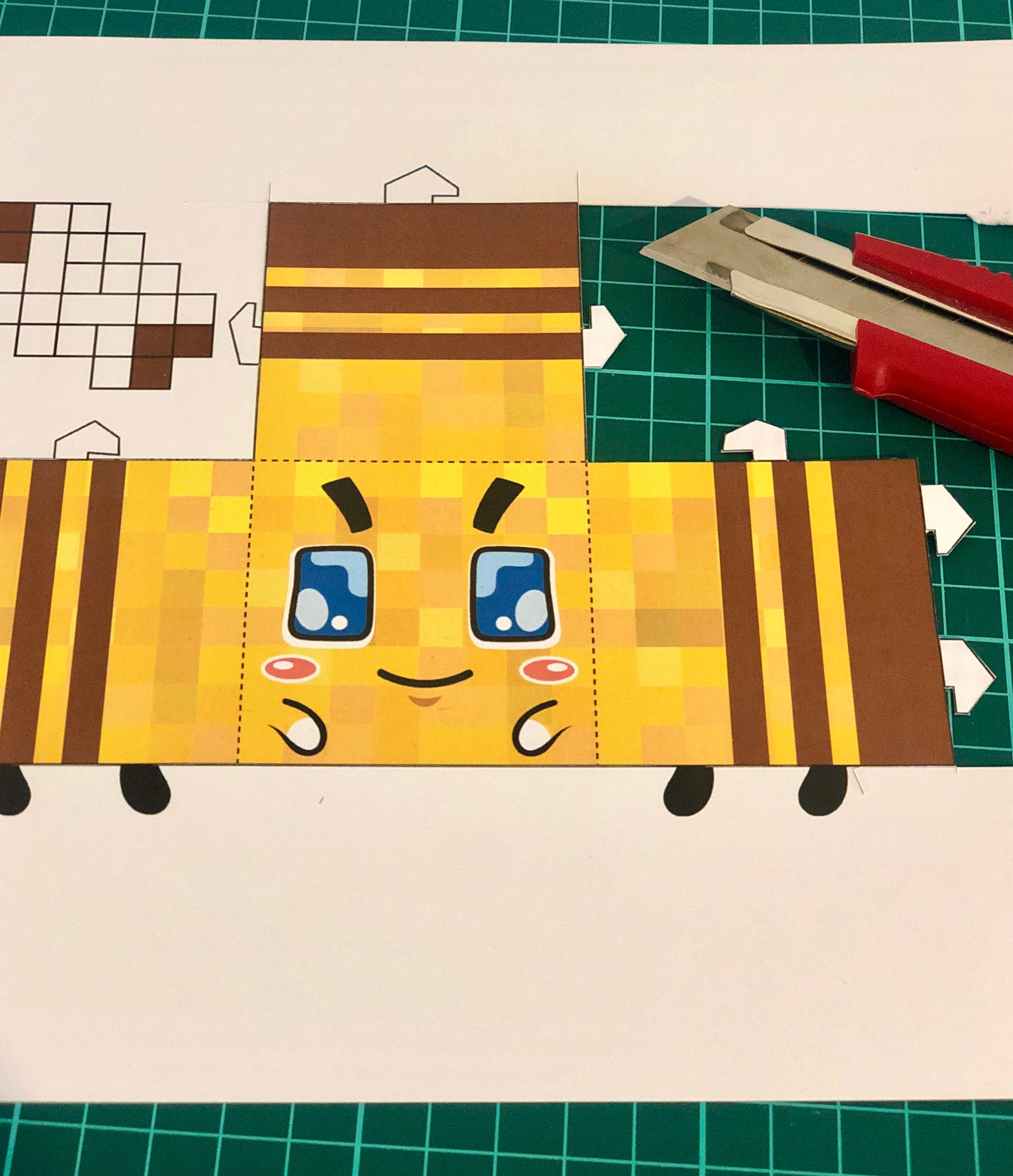 Minecraft bee DIY paper toy papercraft kit cut and glue Etsy