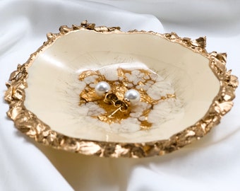 Beige and Gold Resin Decorative Bowl/ Resin Ring Dish / Handmade Epoxy Jewelry Dish / Custom Personalized Trinket Tray
