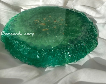 Resin Large Round Crystal Coaster Set / Resin Green and Gold Drink Coasters / Resin Emerald Geode Bar Coasters Set / Personalized Gift