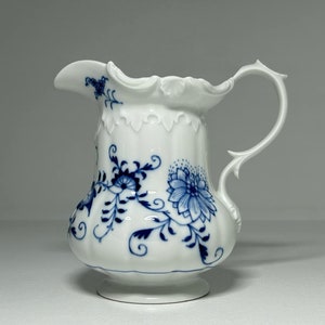 Meissen Blue Onion Porcelain Milk Jug, Meissen Crossed Swords Milk Pitcher, Meissen Blue Onion Milk Jug, 迈森蓝洋葱 迈森瓷器 - 托盘瓷器