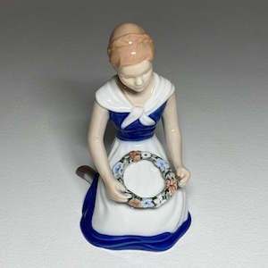 Bing & Grondahl Porcelain Figurine #2345 Girl with Garland, Bing and Grøndahl Figurine Flower&#39;s of April, Girl with Garland