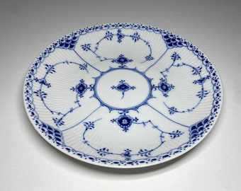 ロイヤルコペンハーゲン ファーストクオリティ ブルーフルーテッド