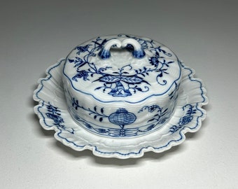 Seltene Meissen Blaue Zwiebel Große Butterdose, Meissen Gekreuzte Schwerter Butterdose, Meissen Zwiebelmuster Germany Porzellan Schale mit Deckel, 迈森