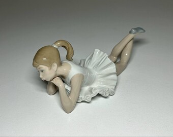 リヤドロ NAO 物思いにふけるバレリーナ #0149 - Etsy 日本