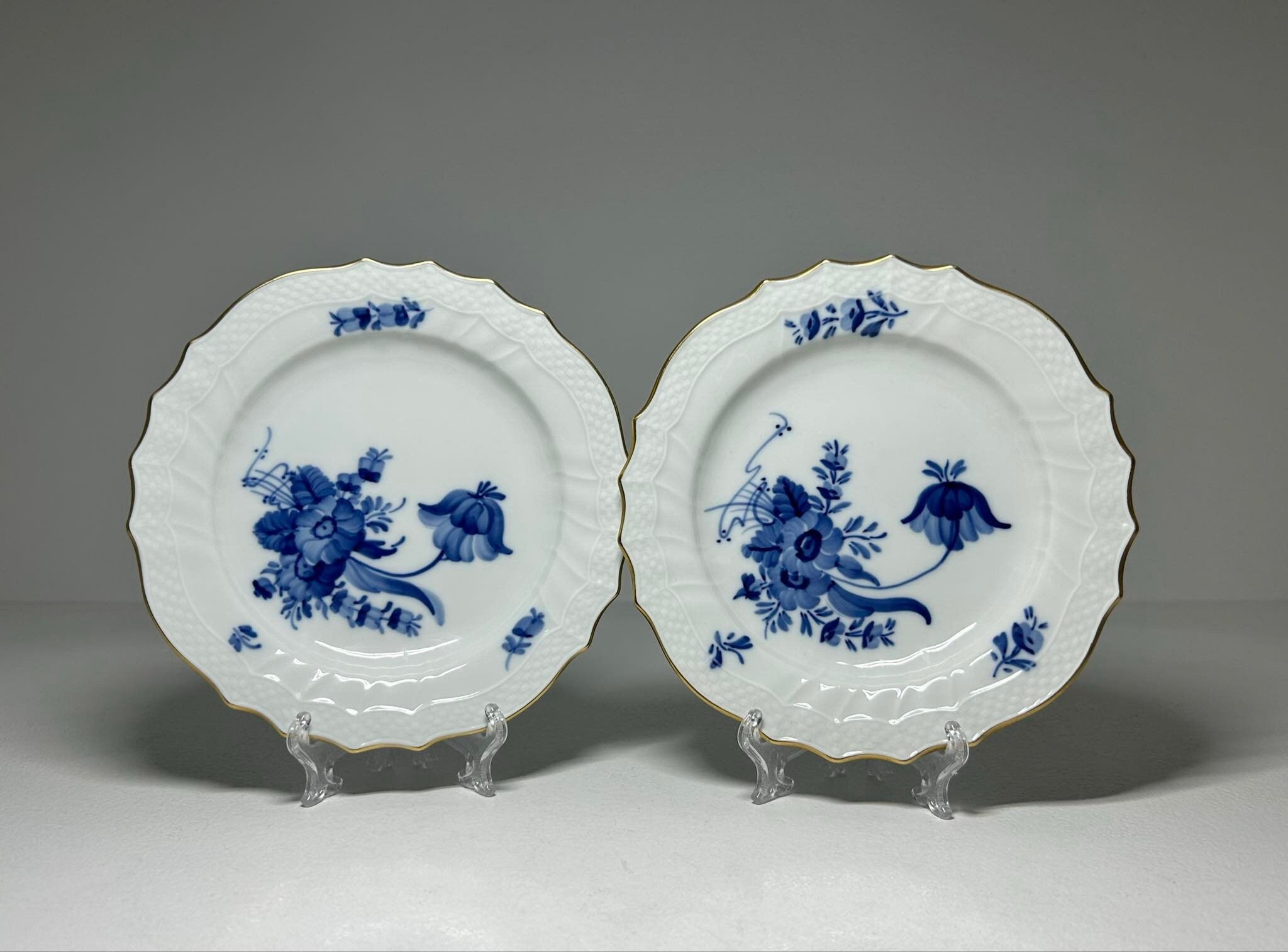 Set of 2 Royal Copenhagen Blue Flower Gold Rim Dessert Plates 