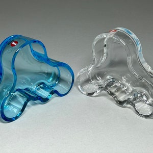 Iittala Alvar Aalto Art Glass Bowls, Set of 2 Iittala Alvar Aalto Bowls, Iittala Alvar Aalto Small Art Glass Wave Bowls