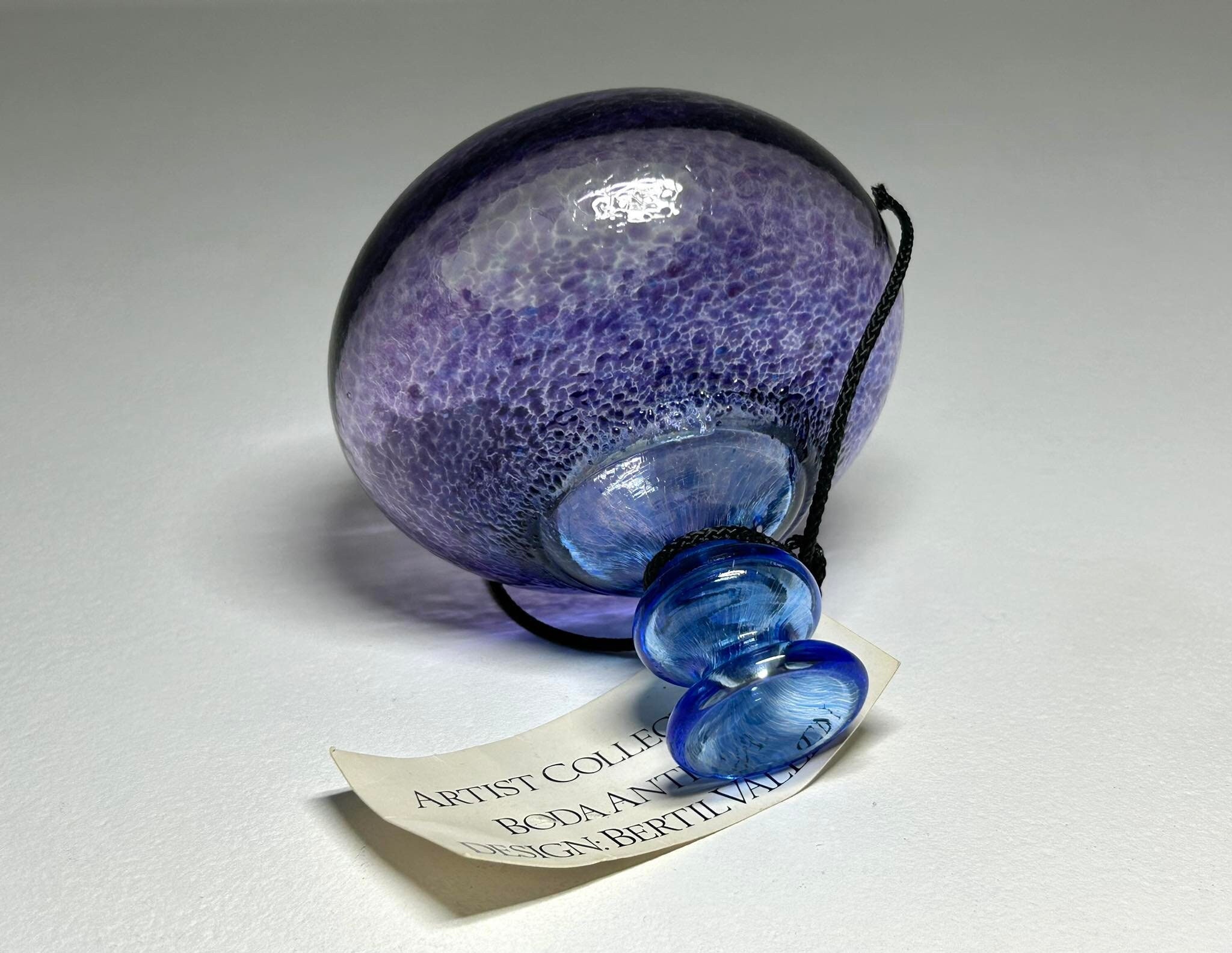 Kosta Boda Bertil Vallien Art Glass Vase #47836 ''antikva