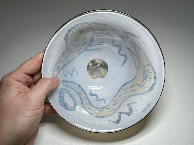 Rare Ulrica Hydman-Vallien Atelier Signed Art Glass Bowl, Kosta Boda Afors Ulrica Hydman Vallien Birds and Faces Art Glass Vase image 4