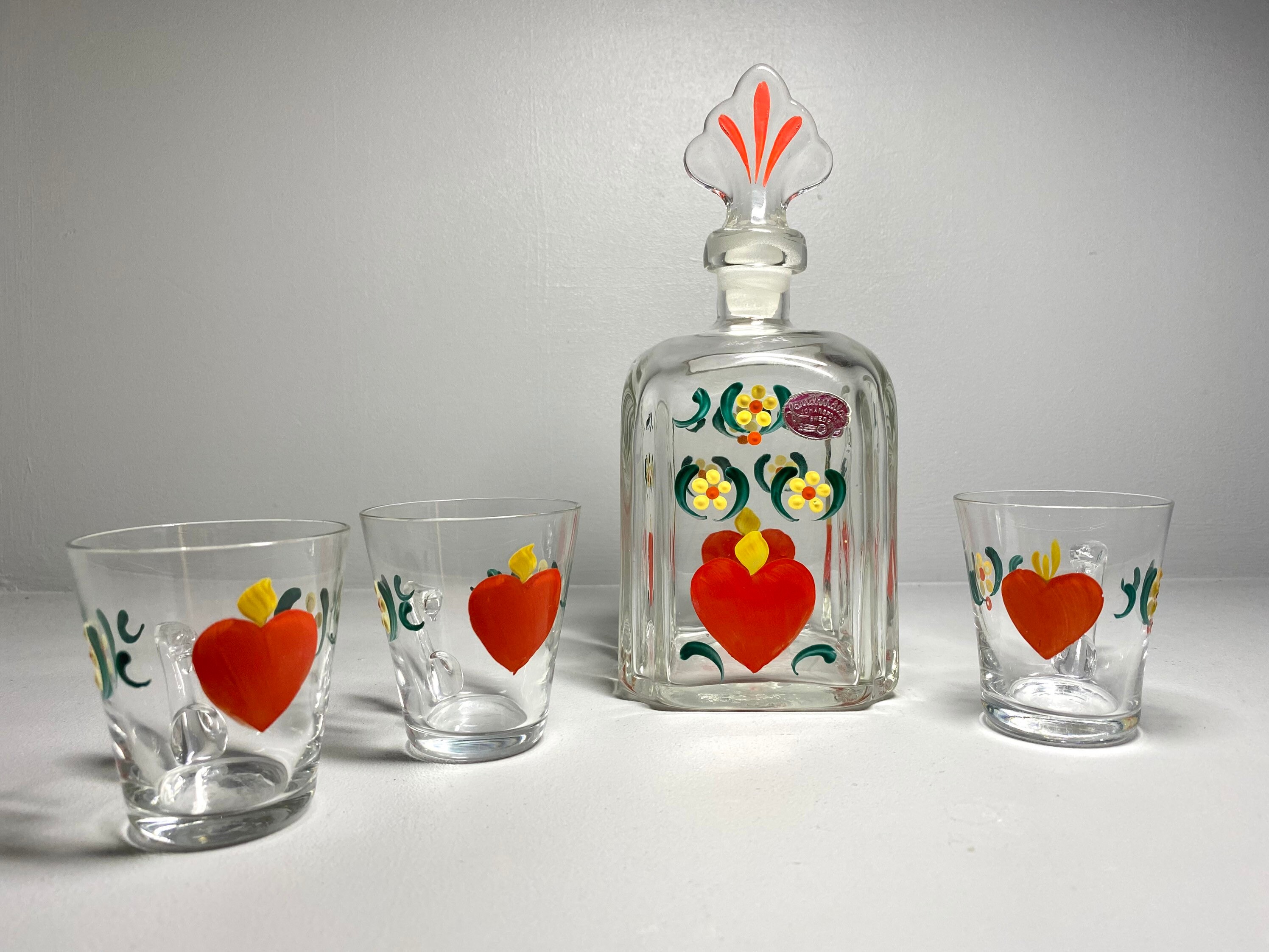 6 Shot Glasses and Glass Decanter w/ USSR Soviet Coat of Arms GIFT SET FOR MEN 