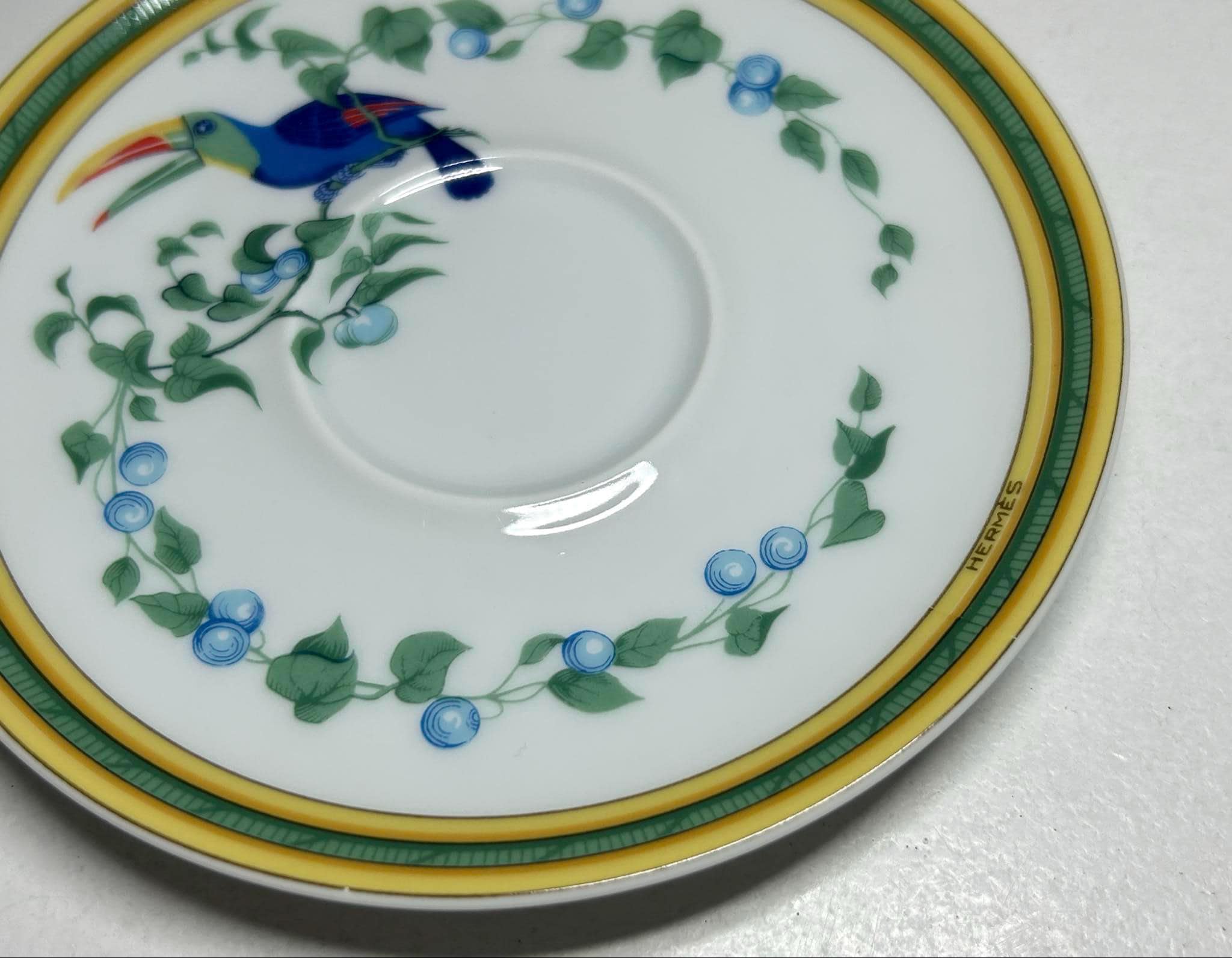 Hermès Toucans Porcelain Saucer Plate, Hermes Limoges Toucans