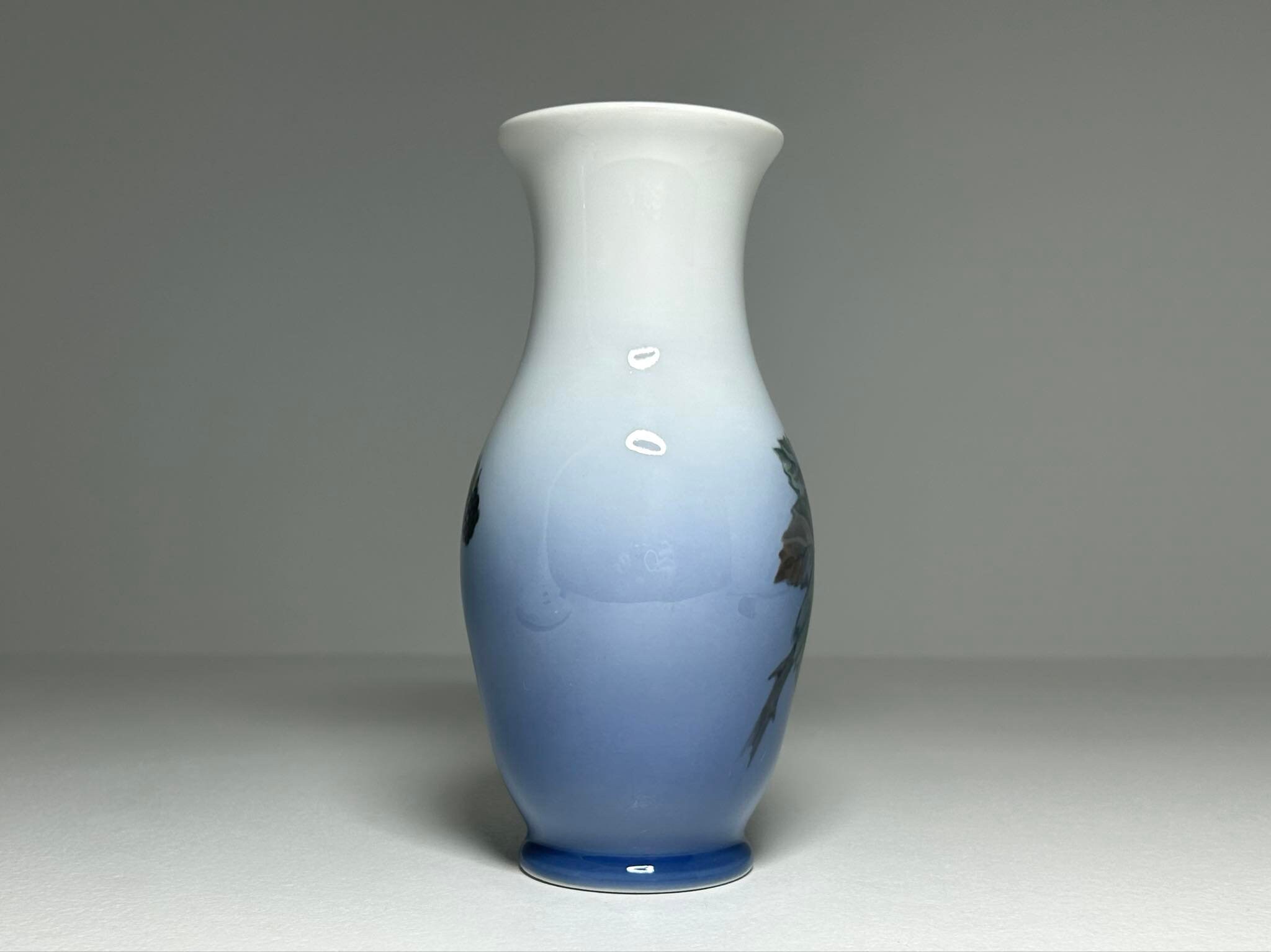 ロイヤル コペンハーゲン デンマーク 磁器 花瓶 ブラックベリー