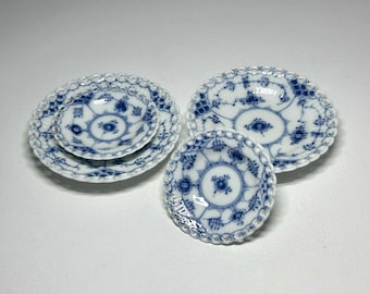 ロイヤル コペンハーゲン ブルー フルーテッド ハーフ レース ラウンド