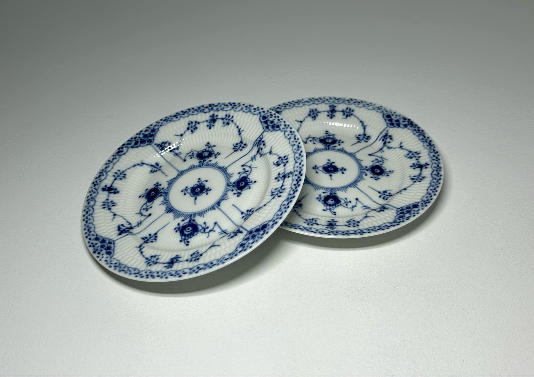 ロイヤルコペンハーゲン ブルーフルーテッド ハーフレース プレート