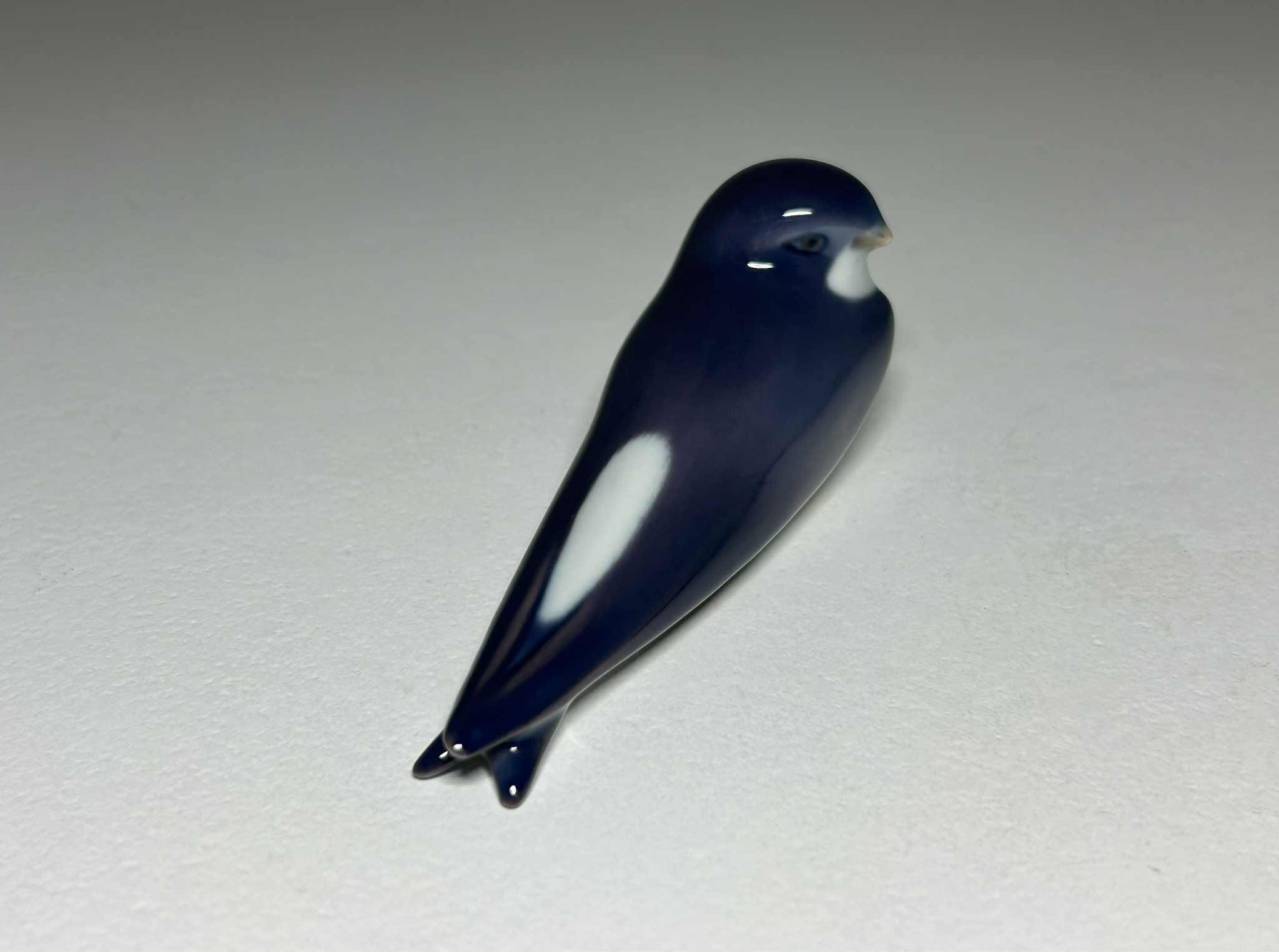 ロイヤル コペンハーゲン 磁器フィギュア #130 ツバメ、ロイヤル