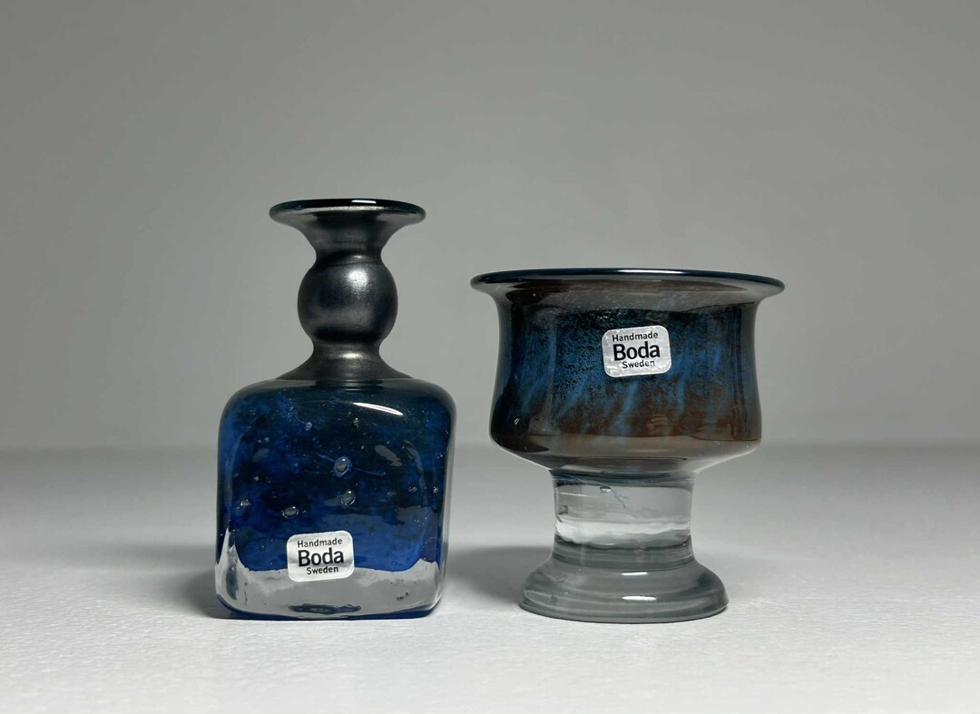 Kosta Boda Bertil Vallien アート ガラス ミニチュア No 3 と 8 の 2