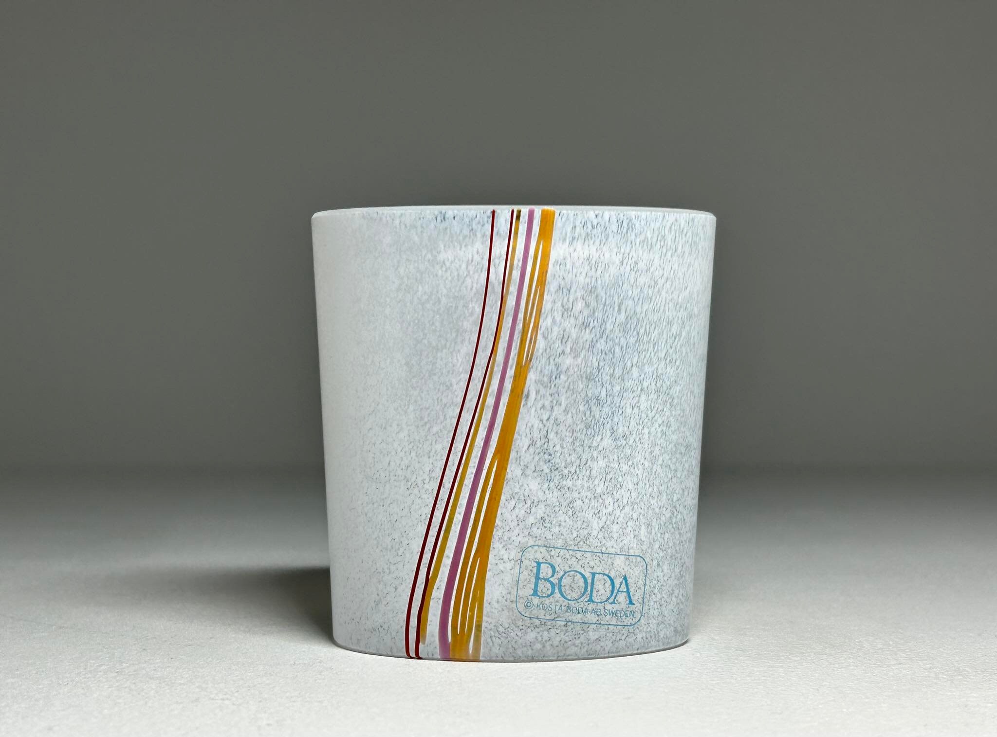 Kosta Boda Bertil Vallien スモール アート ガラス花瓶 ''Rainbow