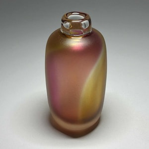 Kosta Boda Göran Wärff Art Glass Vase No 47918, Göran Wärff Artist Collection Kosta Boda Heavy Art Glass Vase, Goran Warff Vase