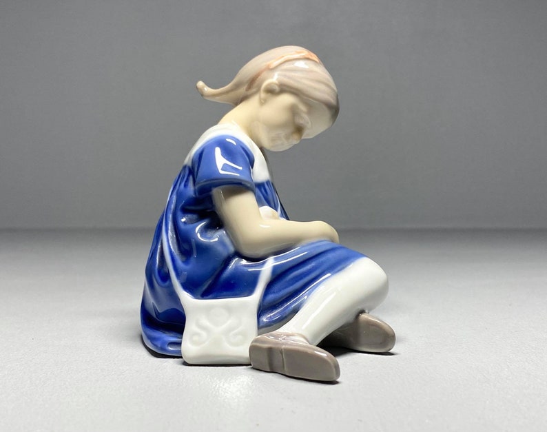 9 Inch Porcelain Figurine Rhythmic Gymnast with Ball in Hand 9 Inch Porcelain Figurine Rhythmic Gymnast with Ball in Hand