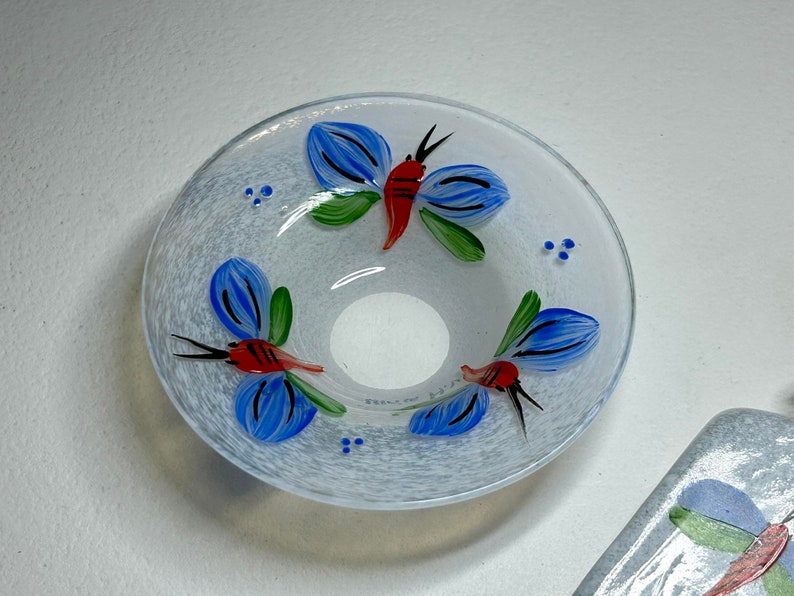 Rare Ulrica Hydman-Vallien Signed Miniature Art Glass Vase and Dish 'Flies', Kosta Boda Ulrica Hydman Vallien Miniature Bottle Vase and Bowl image 6
