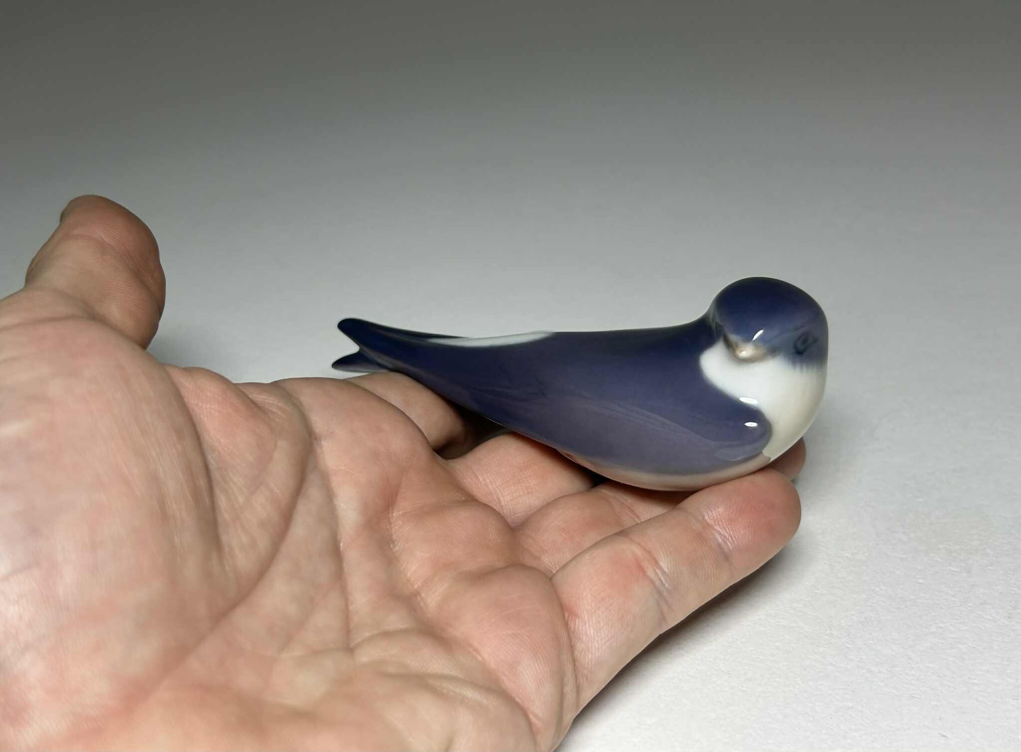 ロイヤル コペンハーゲン 磁器フィギュア #130 ツバメ、ロイヤル