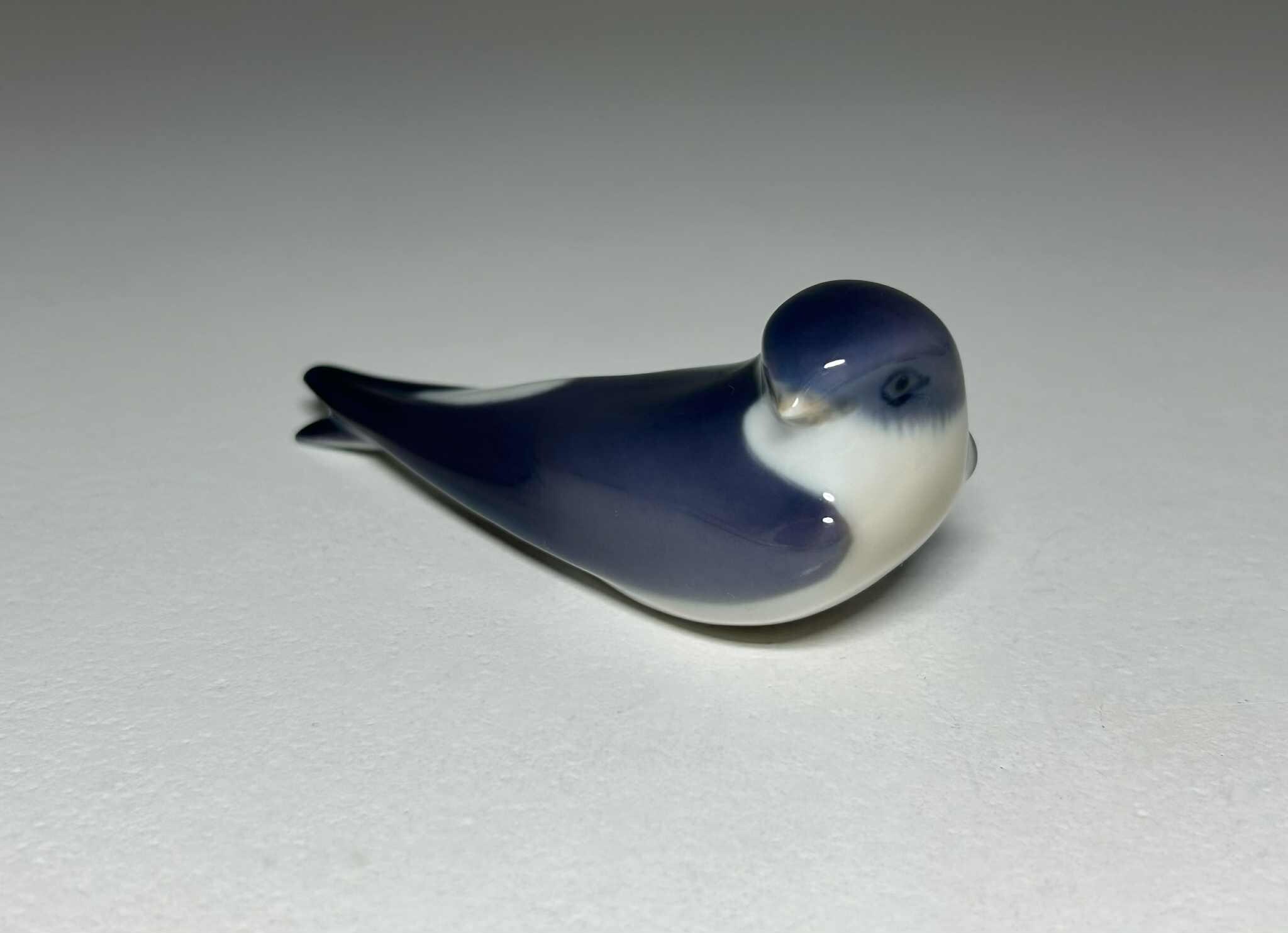 ロイヤル コペンハーゲン 磁器フィギュア #130 ツバメ、ロイヤル