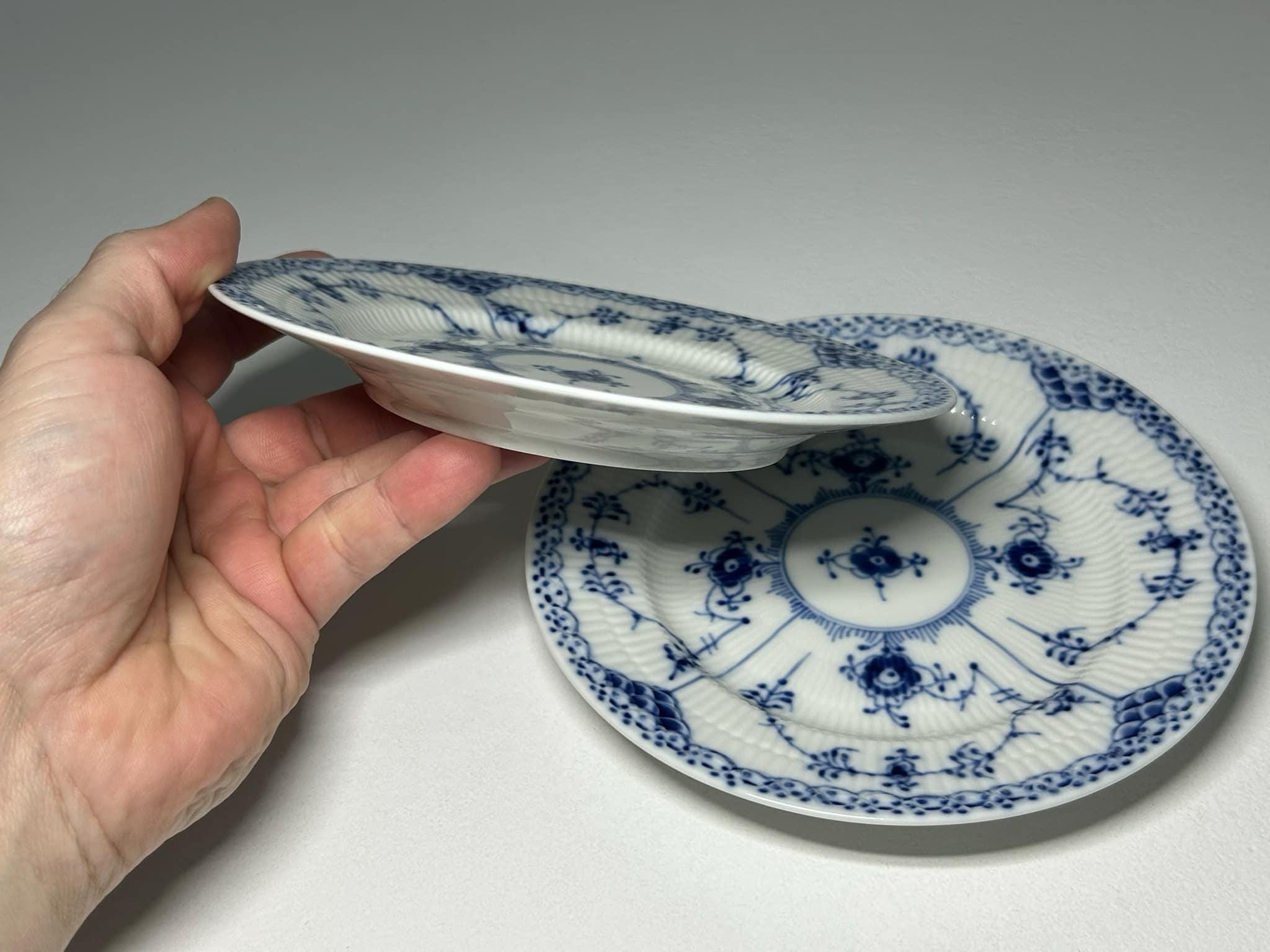 ロイヤルコペンハーゲン ブルーフルーテッド ハーフレース プレート