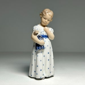 Royal Copenhagen Figurine Girl with Doll #3539, Royal Copenhagen Girl with Doll Figurine, Royal Copenhagen Figurine 3539 by Adda Bonfils