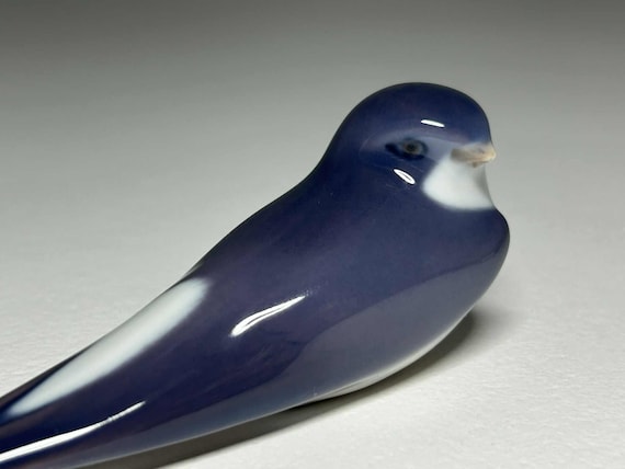 ロイヤルコペンハーゲン ツバメ 鳥 フィギュリン ロイヤル コペンハーゲン 磁器フィギュア #130 ツバメ、ロイヤル
