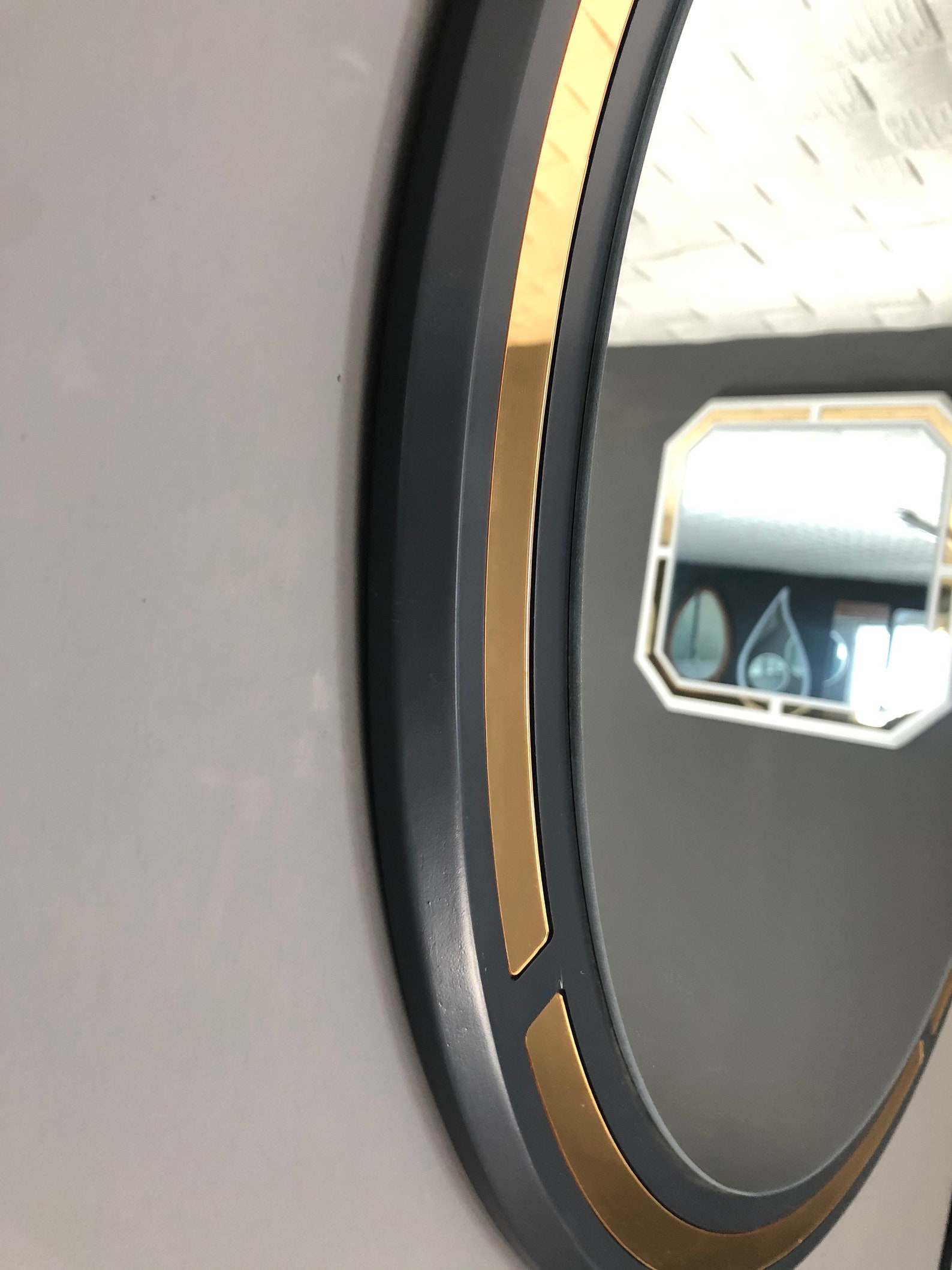 Round Large White Wall Mirror/wood Mirror Wall Decor/modern - Etsy
