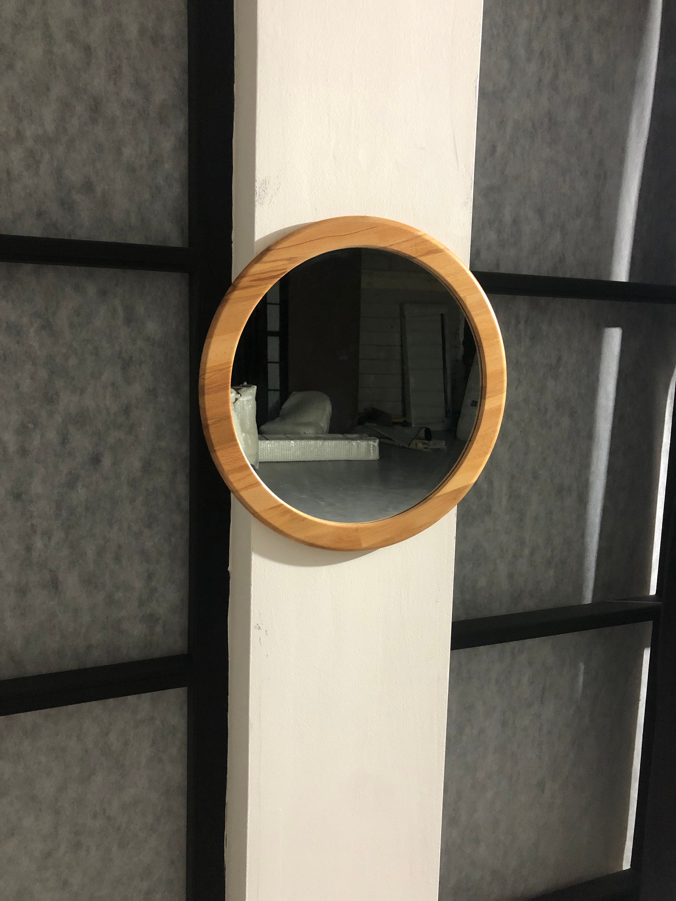 Espejo redondo de madera natural para pared / espejo moderno