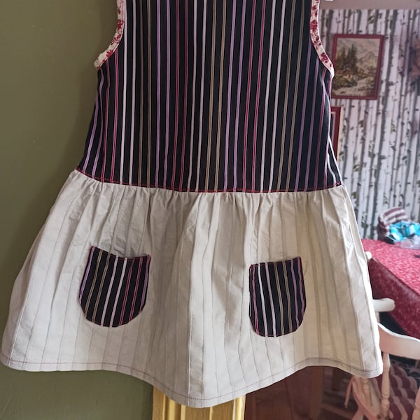 Robe fille printemps été en tissu Récupérés recyclés taille 4 ans