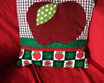 "Apple" cushion cover