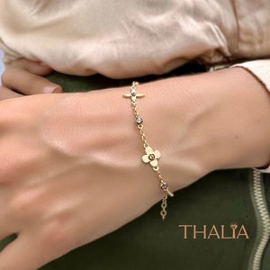 Clover Leaf Diamond Bracelet |14K Solid Gold Clover Bracelet /Saphhire Bracelet / Sapphire Clover / Dainty Clover Charm Bracelet / for women