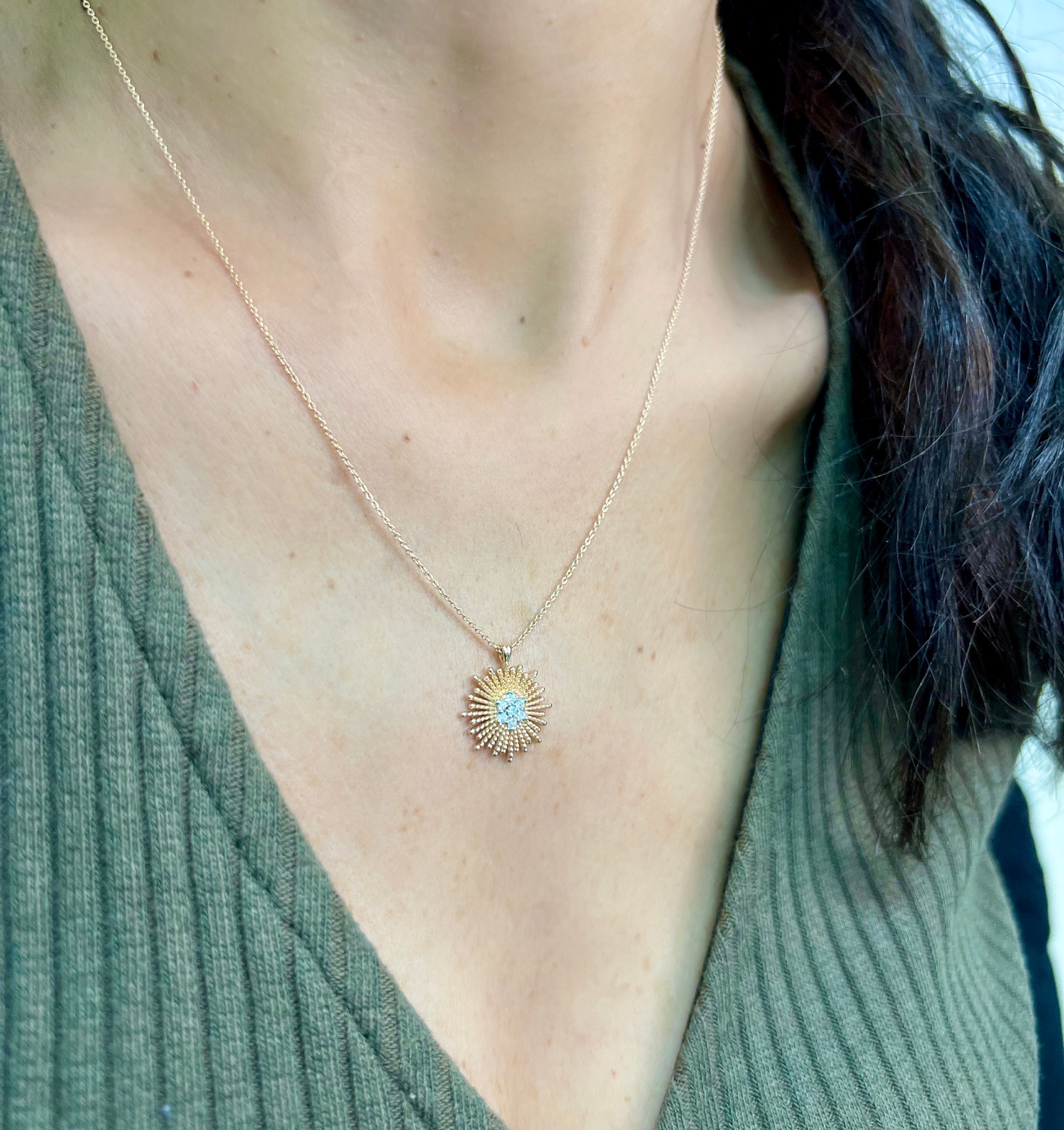 14Kソリッドゴールド ダイヤモンド サンバーストネックレス | タイニー