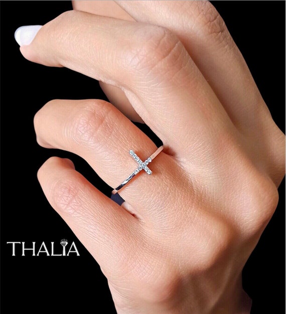 Jeulia Heart & Cross Faith Round Cut Sterling Silver Ring | Silver rings  online, Jeulia, Sterling silver rings