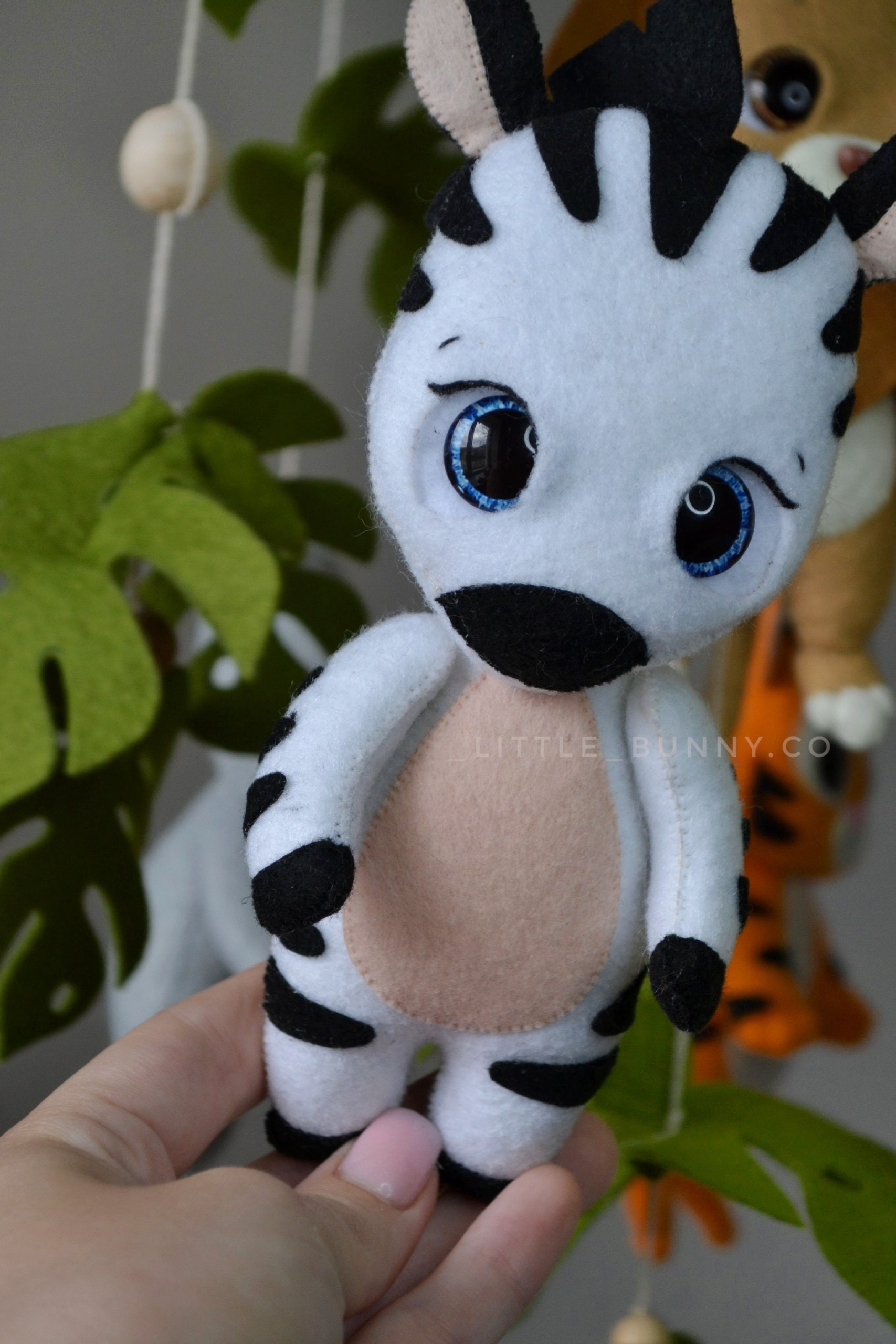 Safari Baby Mobile Baby Cot Mobile Zebra Giraffe Elephant Etsy