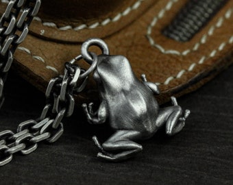 Handmade Sterling Silver Frog Pendant Necklace: Oxidized Silver