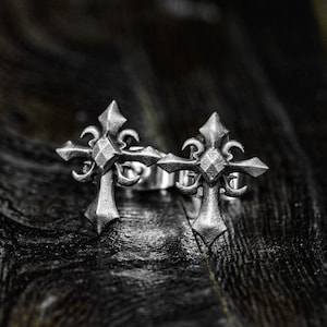 Boucles d'oreilles croix art déco\Boucles d'oreilles incrustées\Boucles d'oreilles croix uniques\Boucles d'oreilles croix conçues\Cadeaux pour elle\Boucles d'oreilles à fleurs