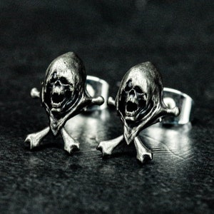 Evil Broken Skull Silver Earrings - X Shaped Skull Earrings - Weird Roaring Demon Ghost Symbol - Soul Guardian Bone Earrings Jewelry Gift